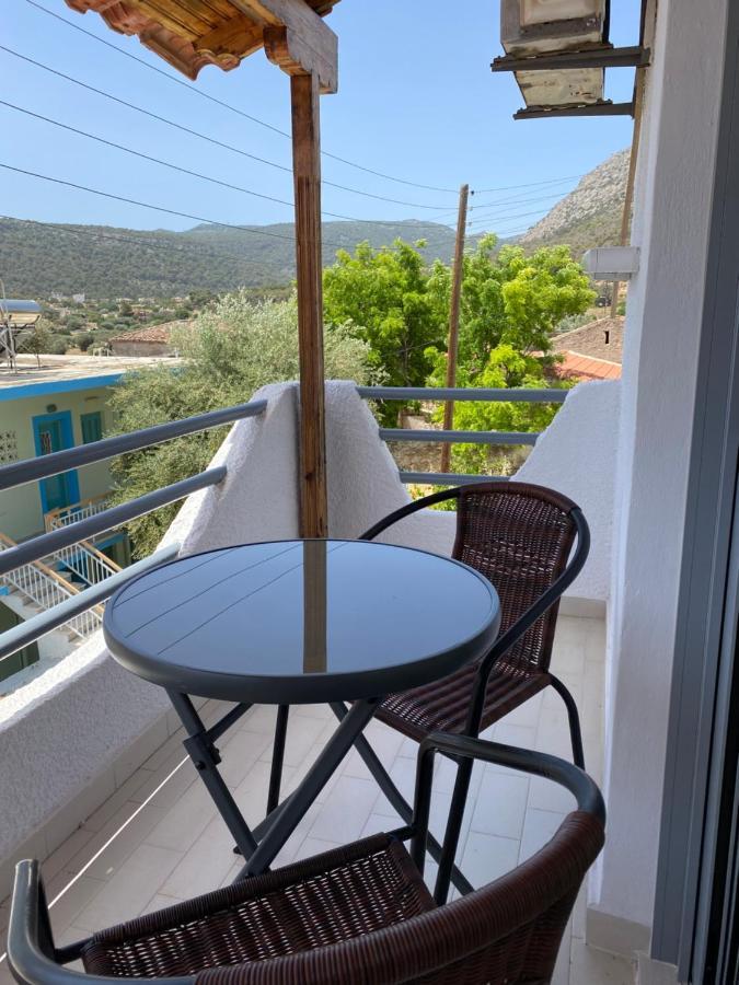 Agia Marina  Georgina酒店 外观 照片