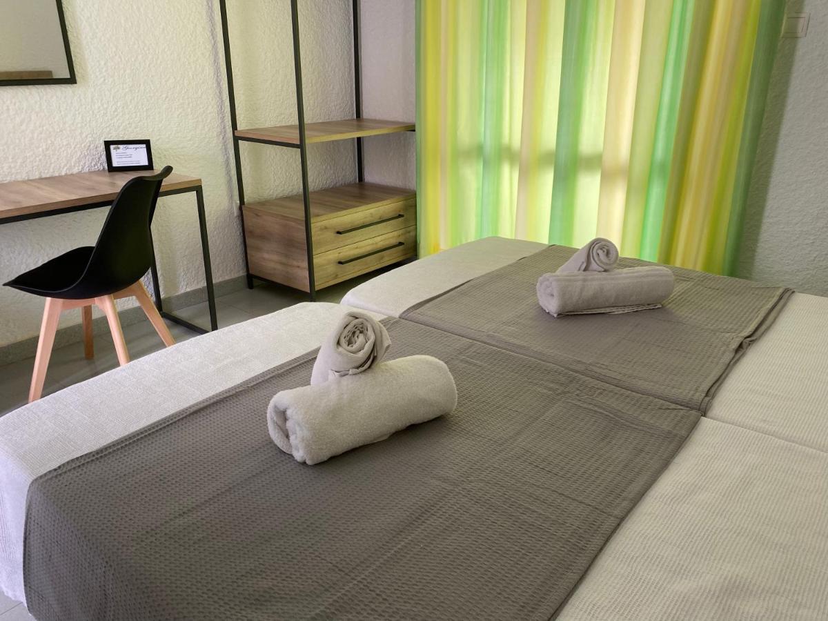 Agia Marina  Georgina酒店 外观 照片