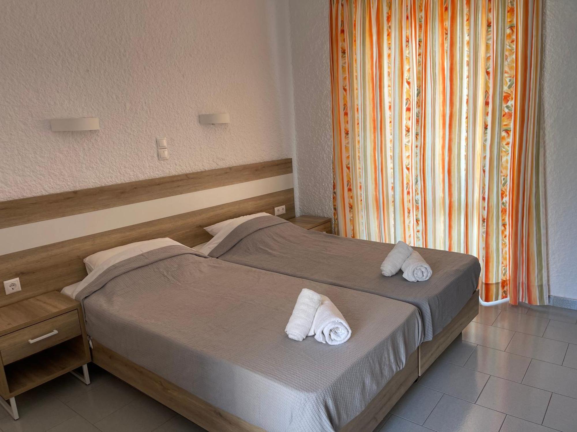 Agia Marina  Georgina酒店 外观 照片